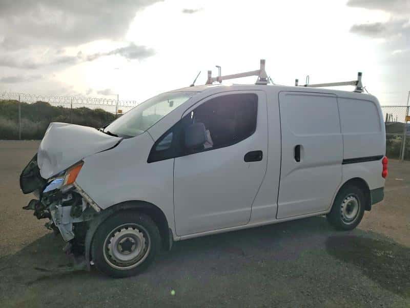2015 NISSAN NV 200