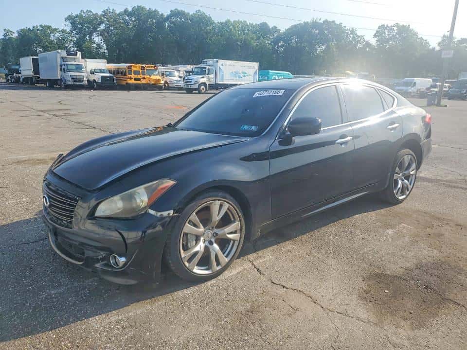 2013 INFINITI M37