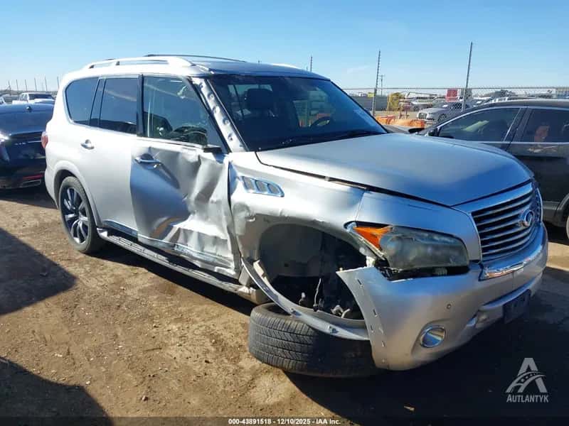 2012 INFINITI QX56