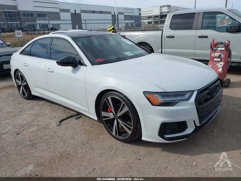 2022 AUDI S6