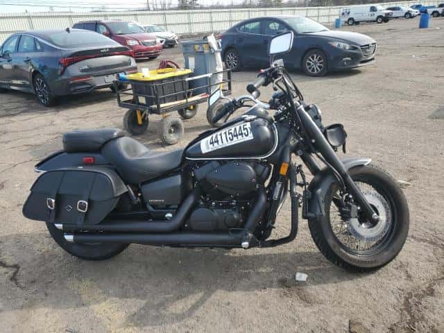 2018 HONDA VT750