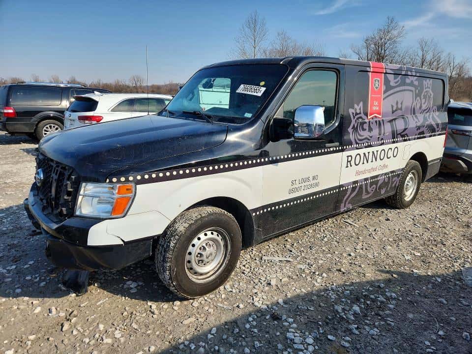 2015 NISSAN NV 2500