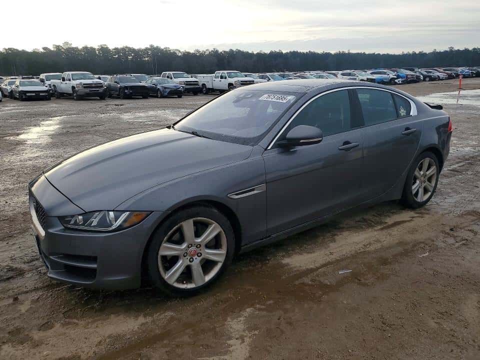 2017 JAGUAR XE