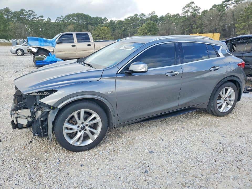 2018 INFINITI QX30