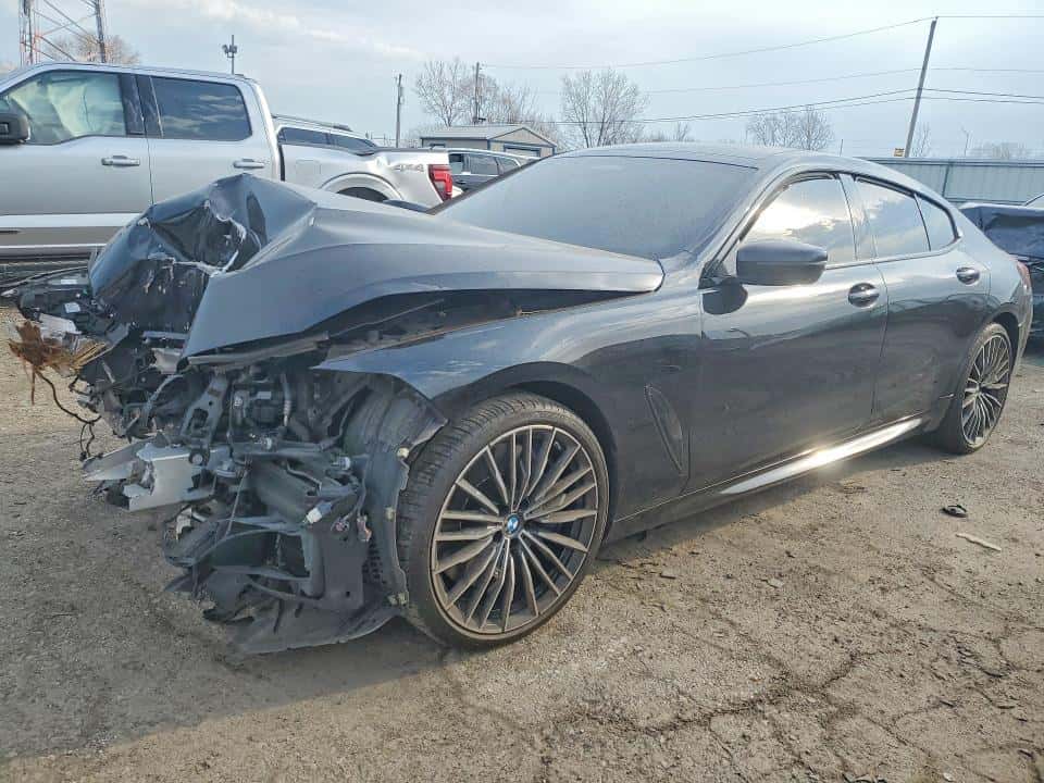 2020 BMW M8