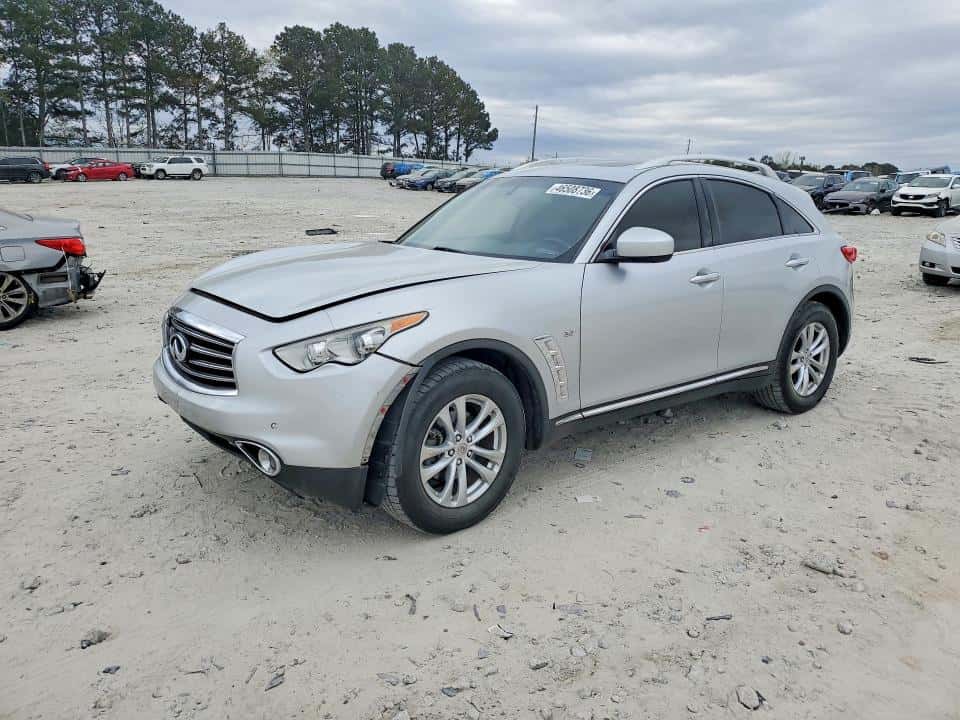 2015 INFINITI QX70