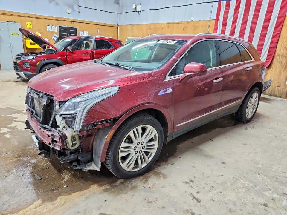 2017 CADILLAC XT5