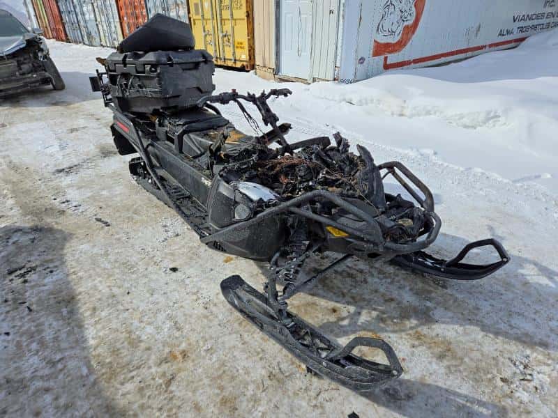 2024 INNE EXPEDITION SE 900 A