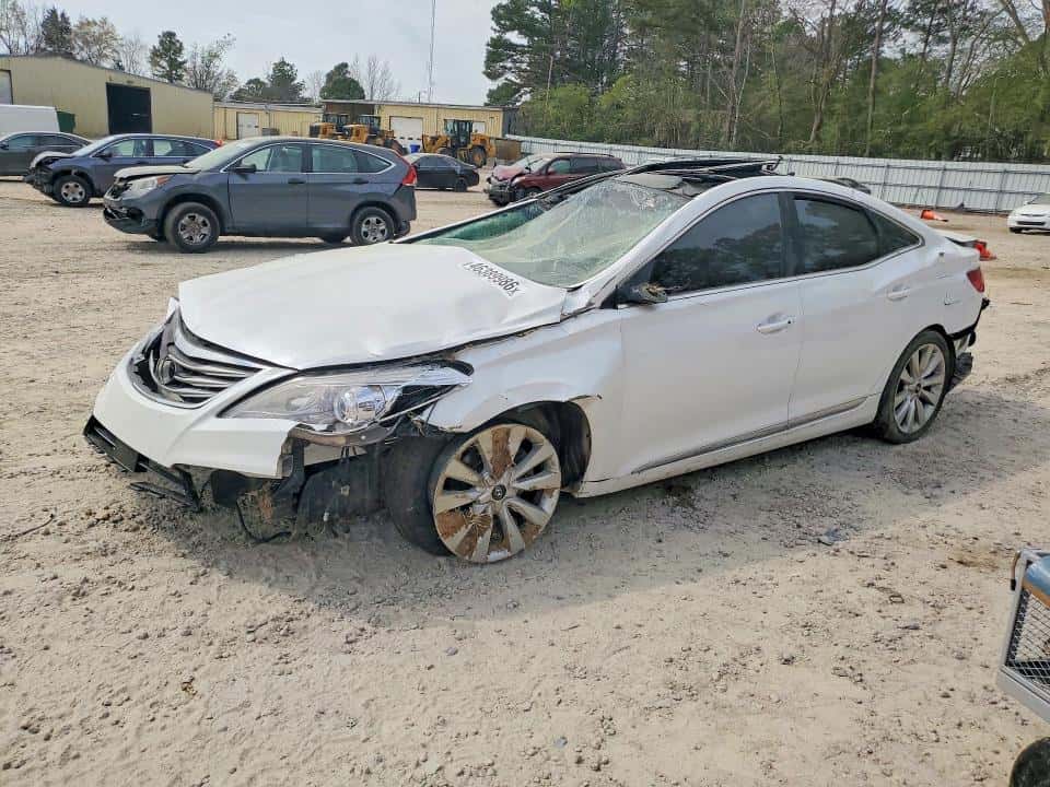 2016 HYUNDAI AZERA