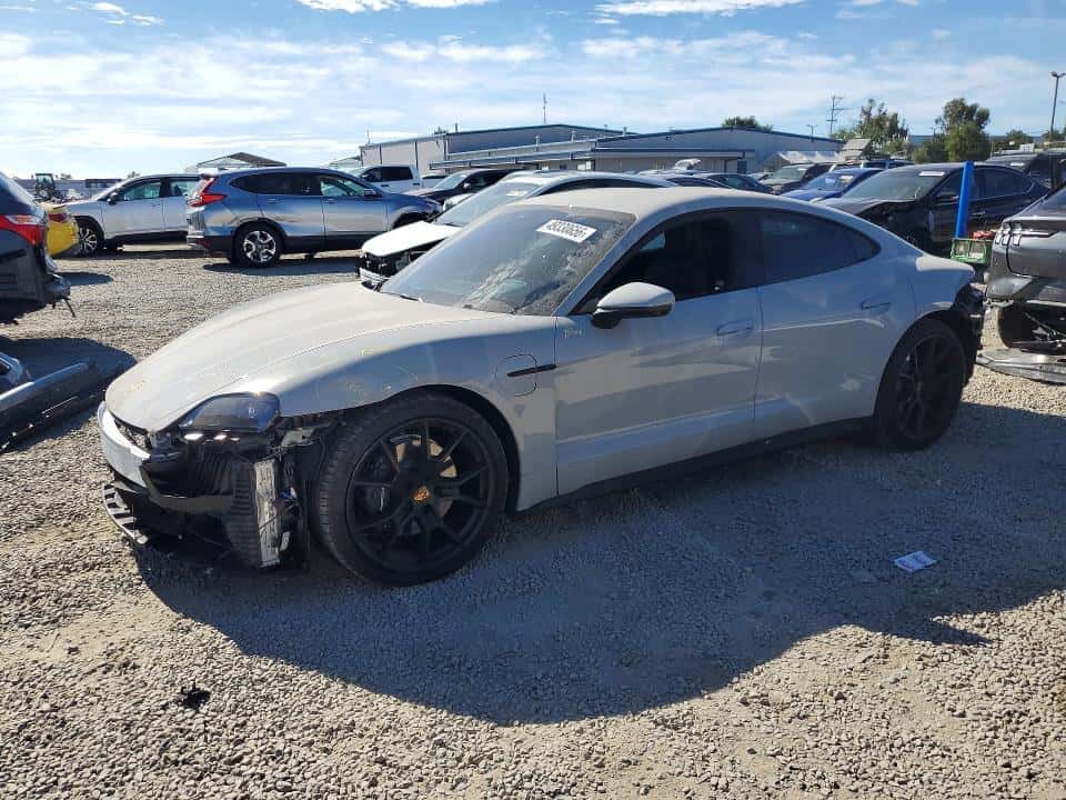 2025 PORSCHE TAYCAN