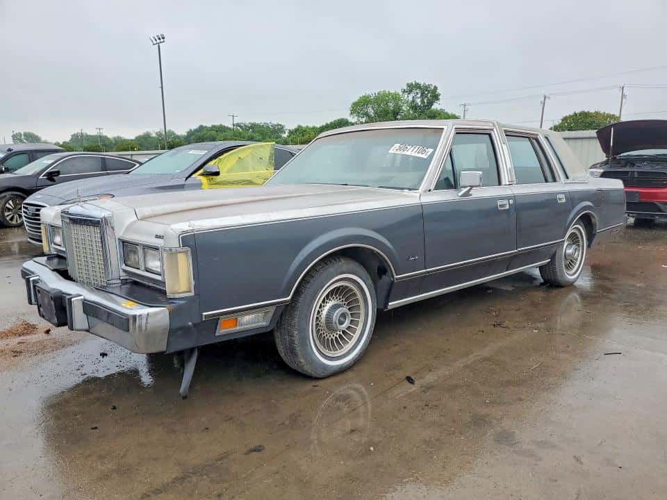 1985 LINCOLN TOWN CAR