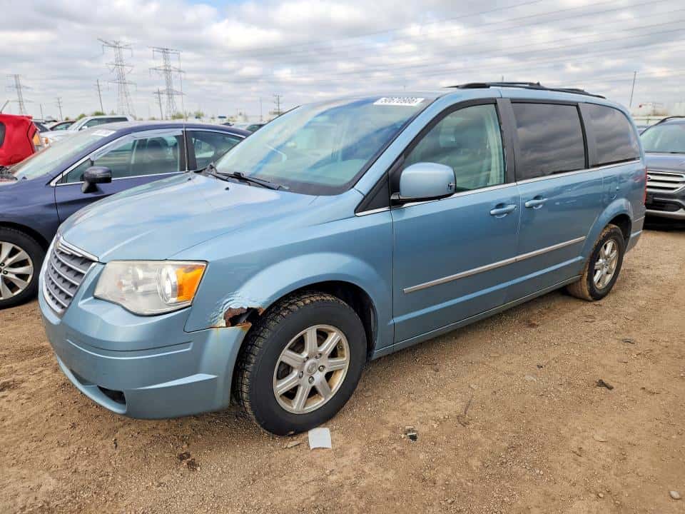 2010 CHRYSLER VOYAGER