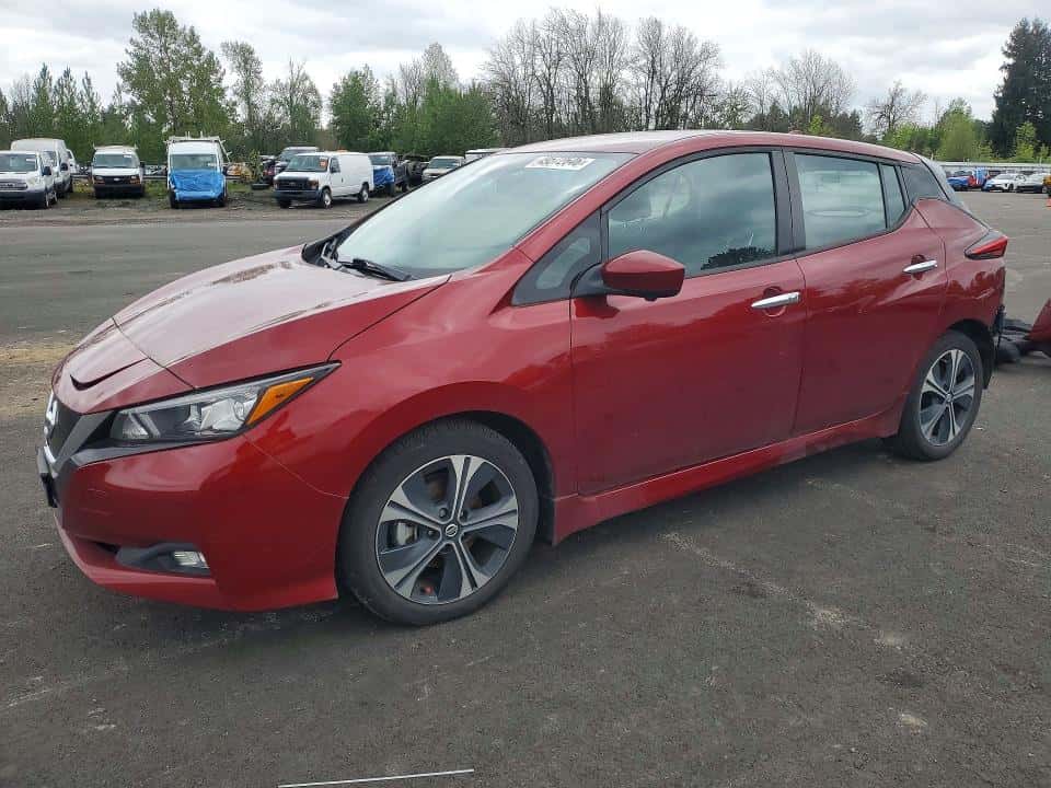2022 NISSAN LEAF