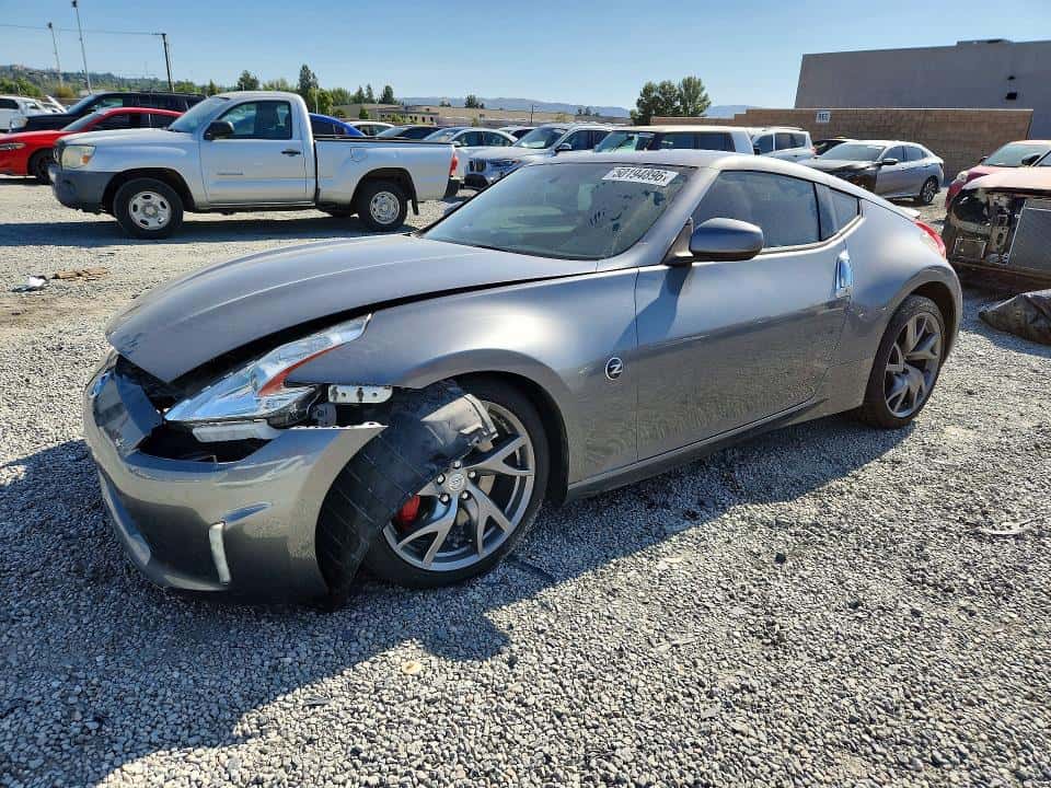 2017 NISSAN 370Z