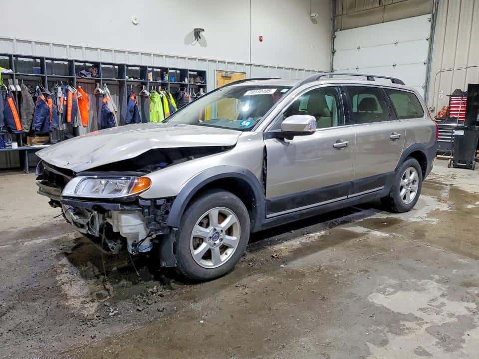 2013 VOLVO XC70