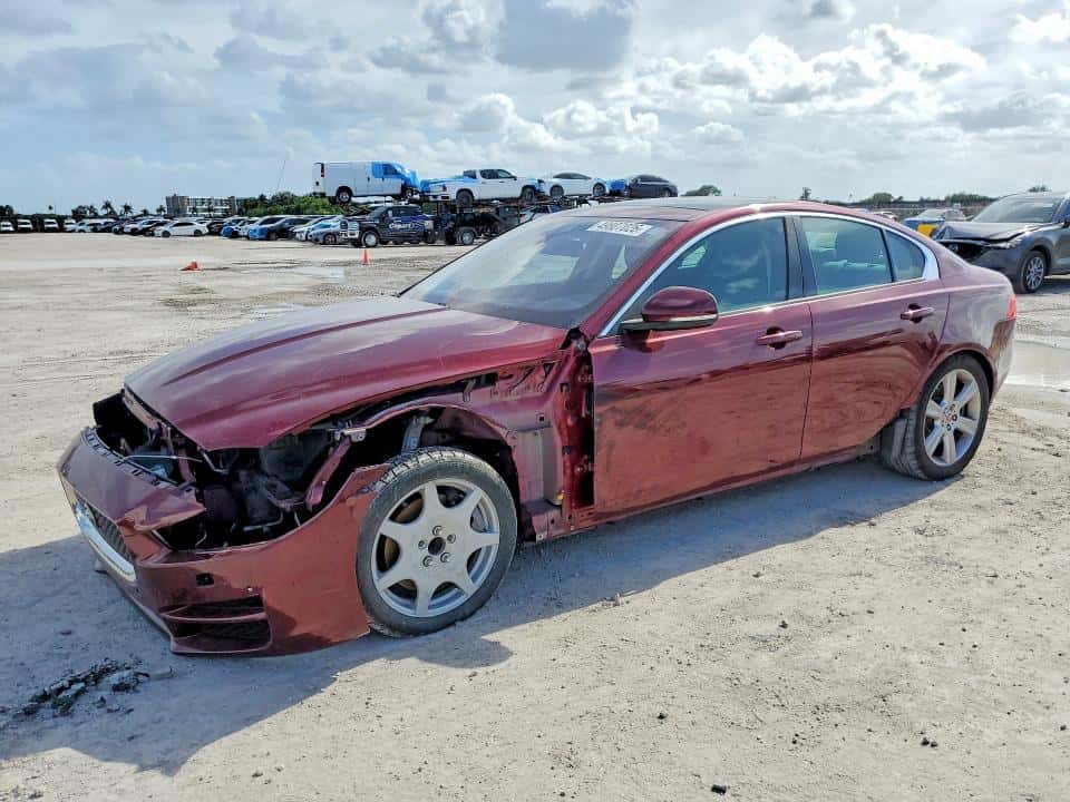2017 JAGUAR XE