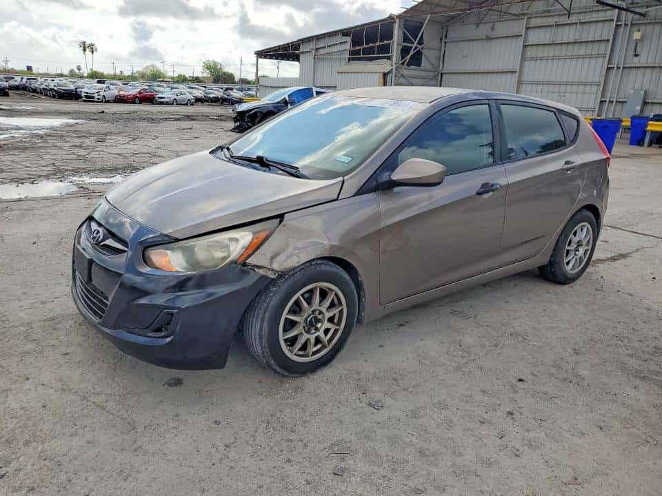 2013 HYUNDAI ACCENT