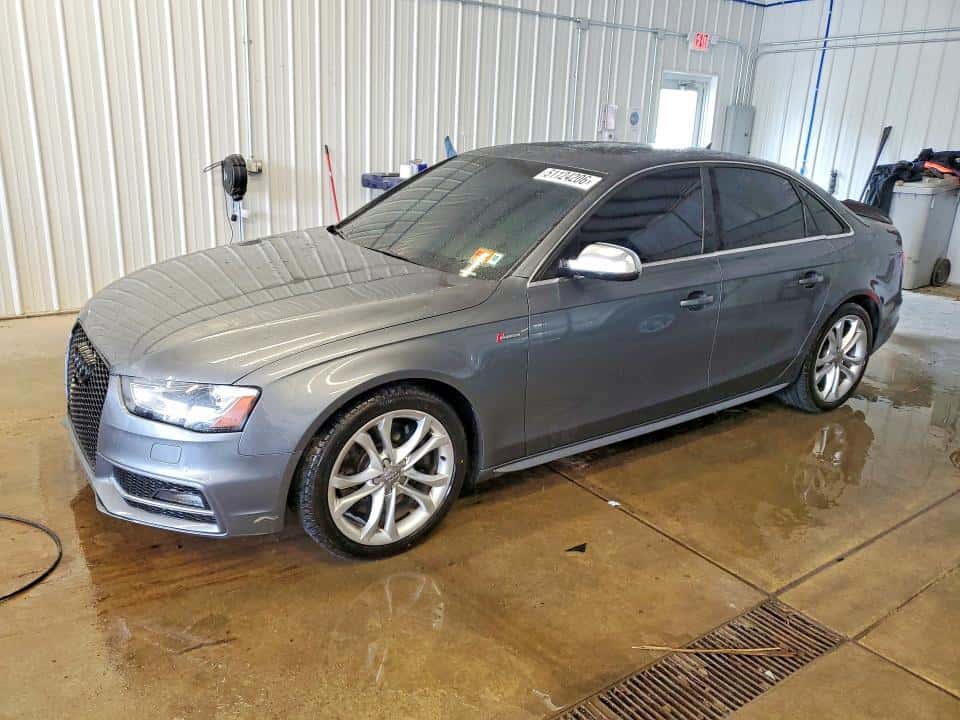 2015 AUDI RS4