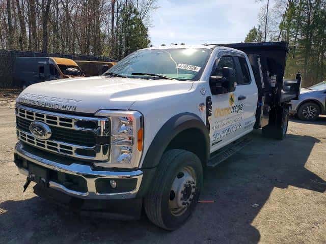 2023 FORD F550