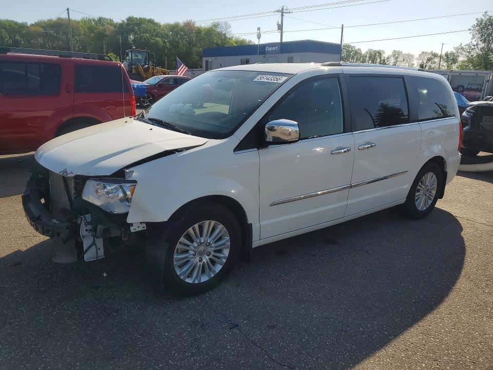 2013 CHRYSLER VOYAGER
