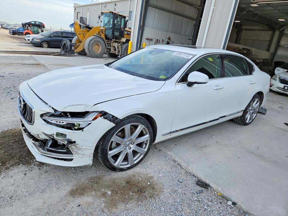 2018 VOLVO S90