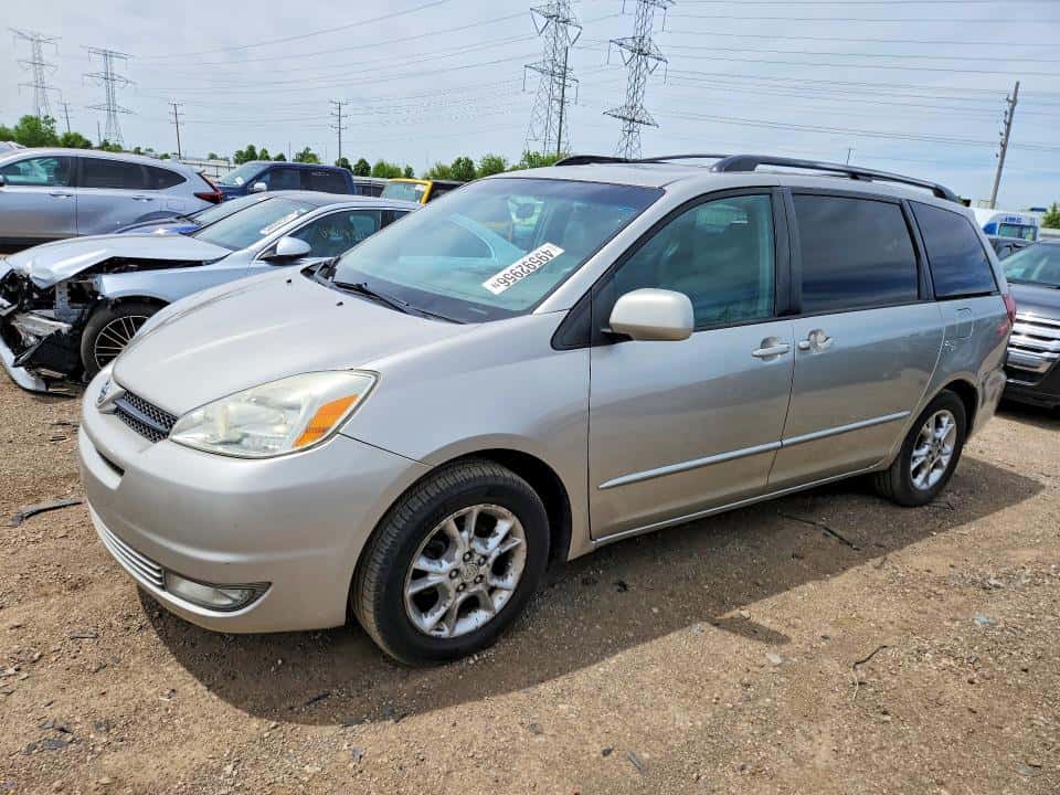 2005 TOYOTA SIENNA
