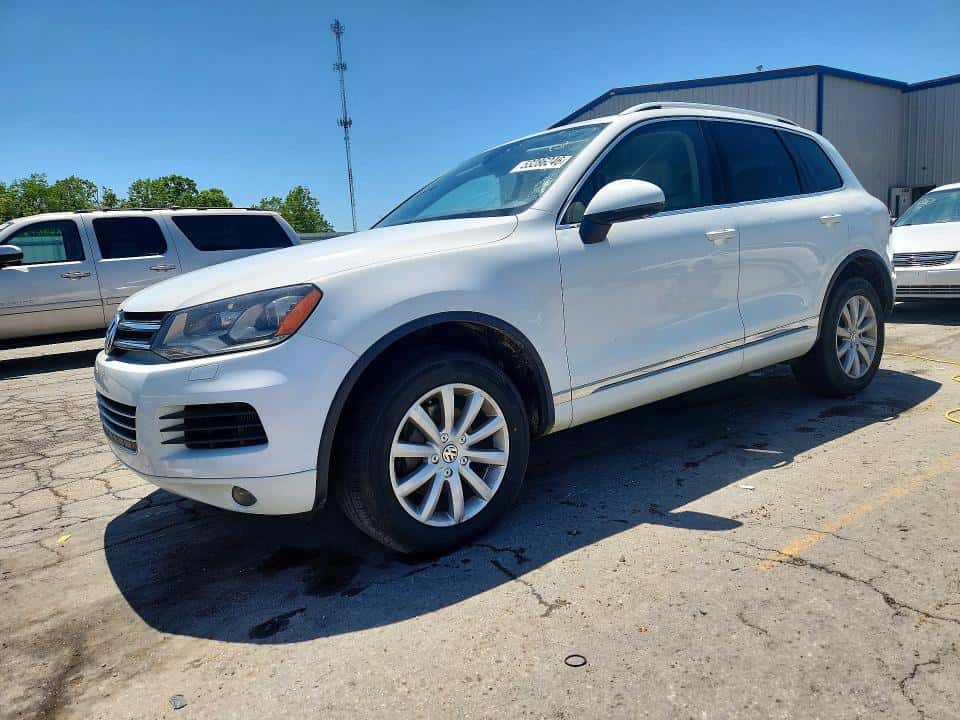 2012 VOLKSWAGEN TOUAREG