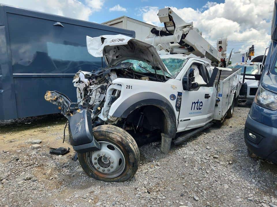 2021 FORD F550