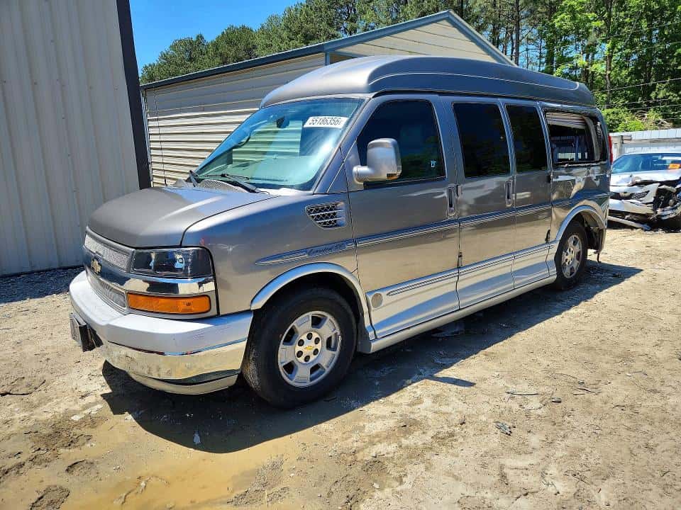 2011 CHEVROLET EXPRESS