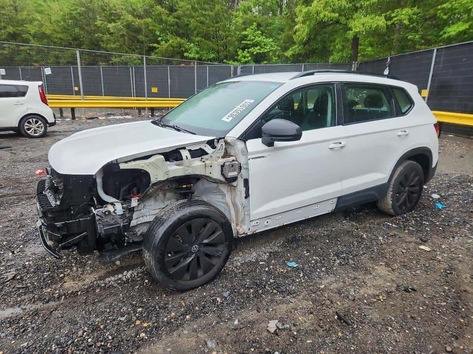 2022 VOLKSWAGEN TAOS