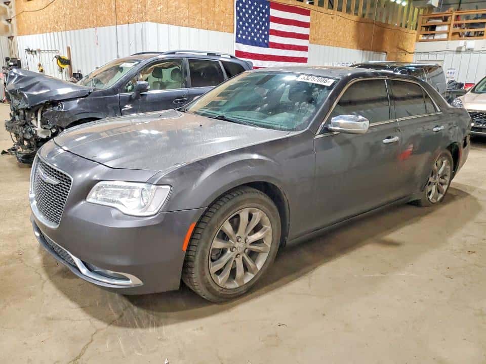 2019 CHRYSLER 300