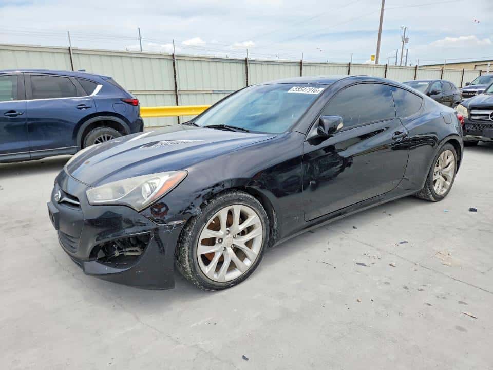 2013 HYUNDAI GENESIS