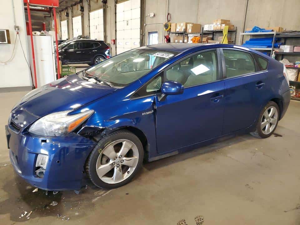 2010 TOYOTA PRIUS V