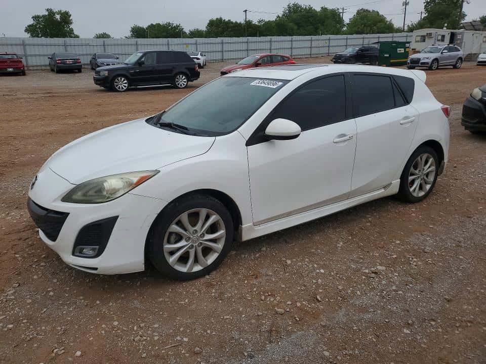 2011 MAZDA 3