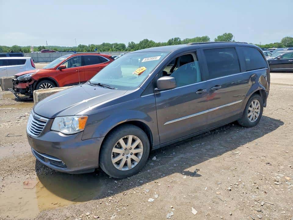 2015 CHRYSLER VOYAGER
