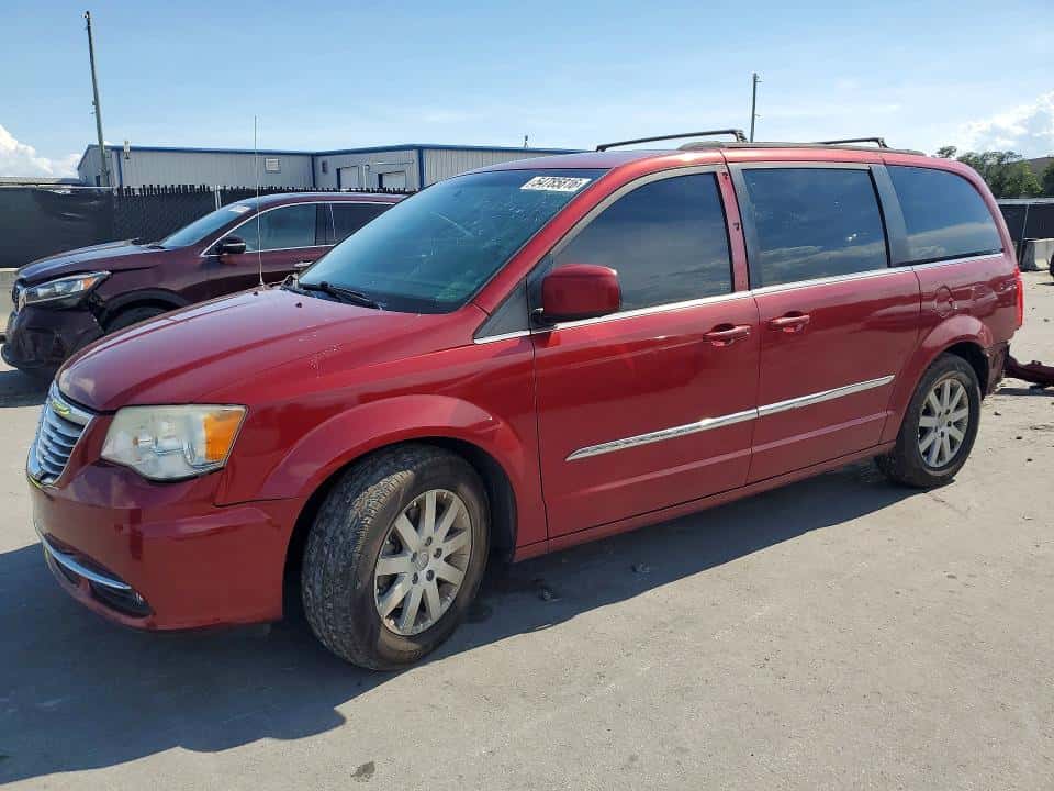2015 CHRYSLER VOYAGER