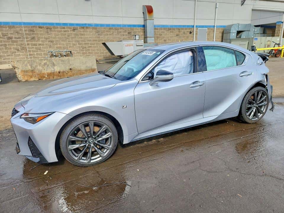 2023 LEXUS IS