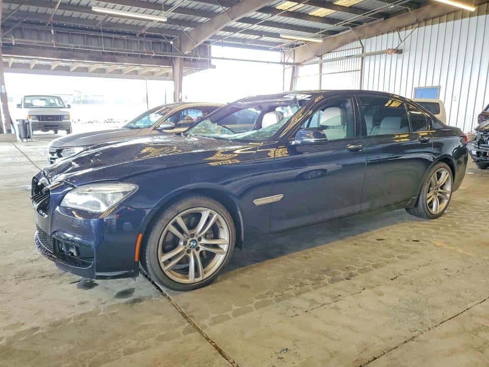 2015 BMW 7 SERIES
