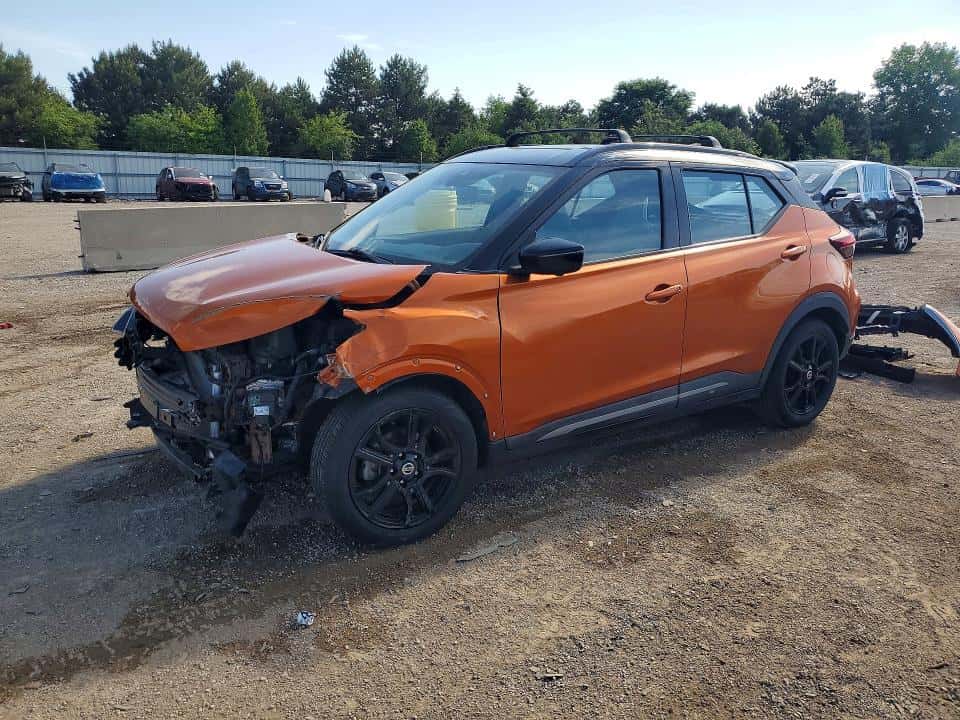 2021 NISSAN KICKS