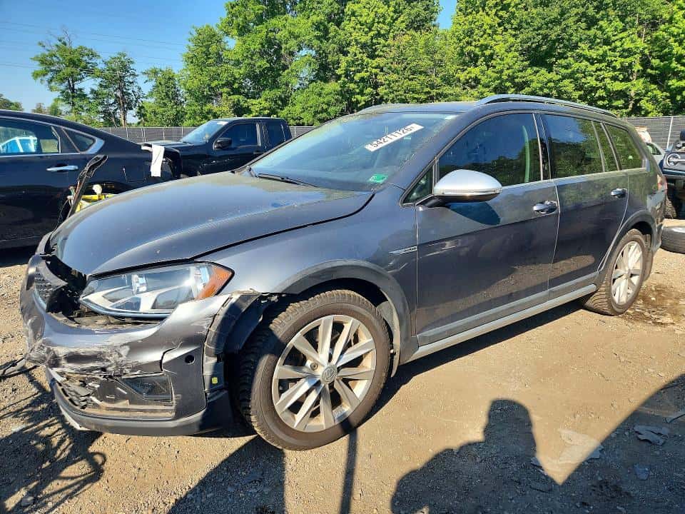 2017 VOLKSWAGEN GOLF