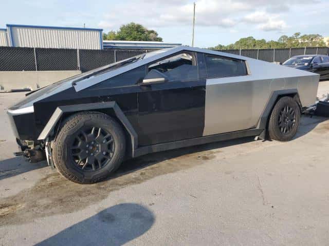 2024 TESLA CYBERTRUCK