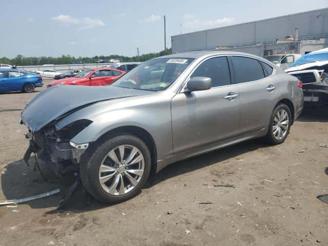 2013 INFINITI M37