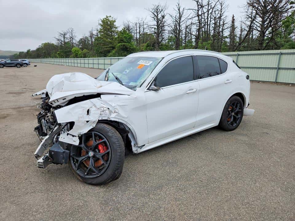 2020 ALFA ROMEO STELVIO