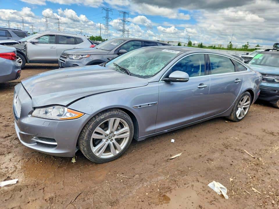 2012 JAGUAR XJ
