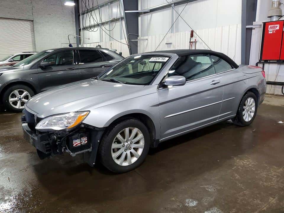 2014 CHRYSLER 200