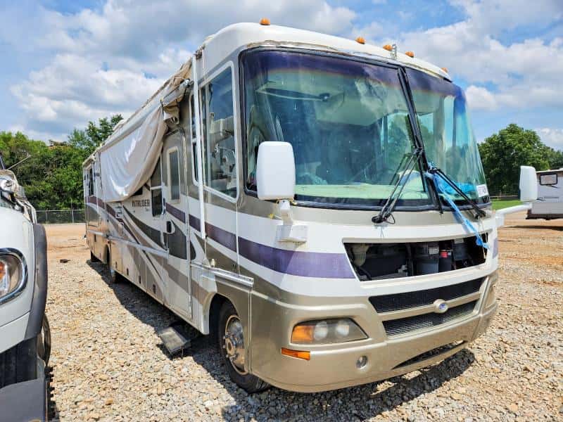 2003 FORD F550