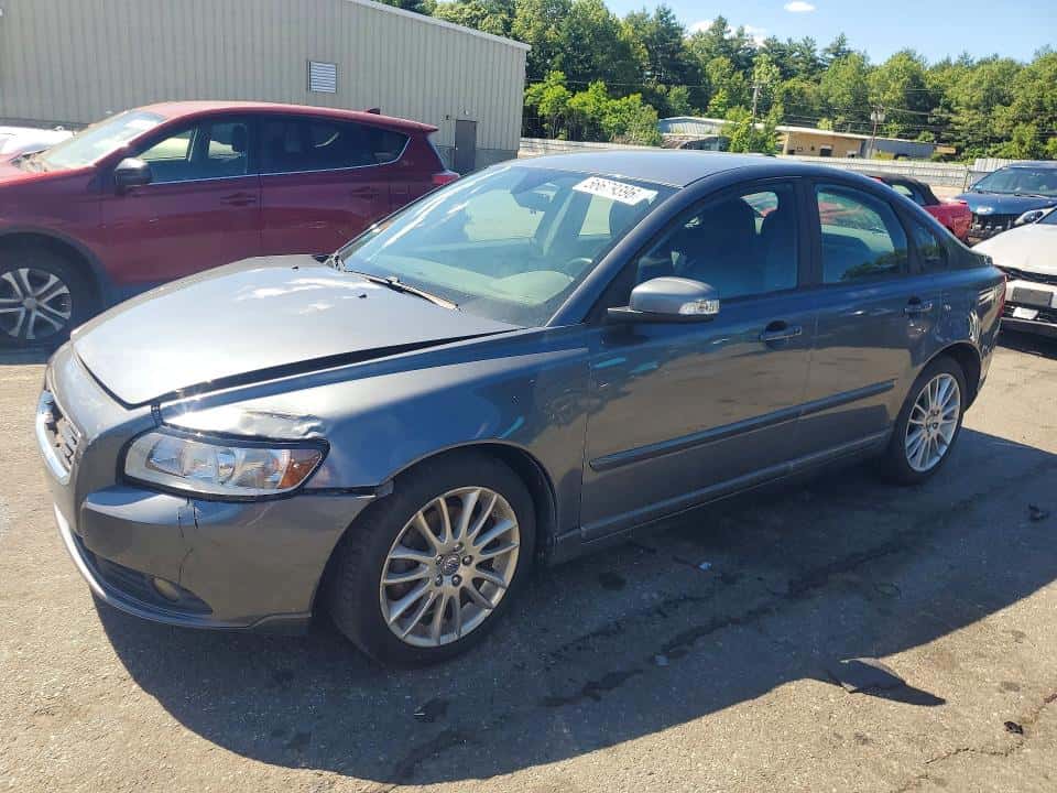 2010 VOLVO S40