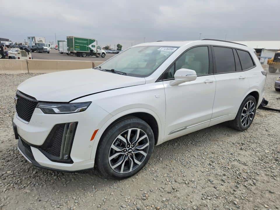 2021 CADILLAC XT6