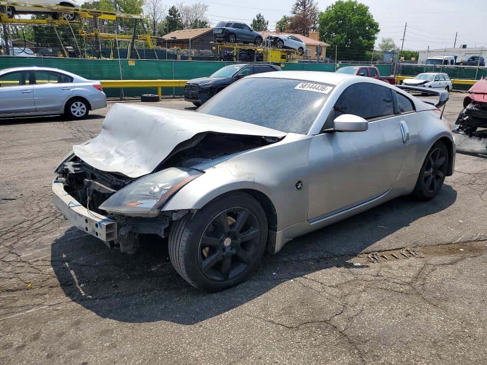 2004 NISSAN 350Z