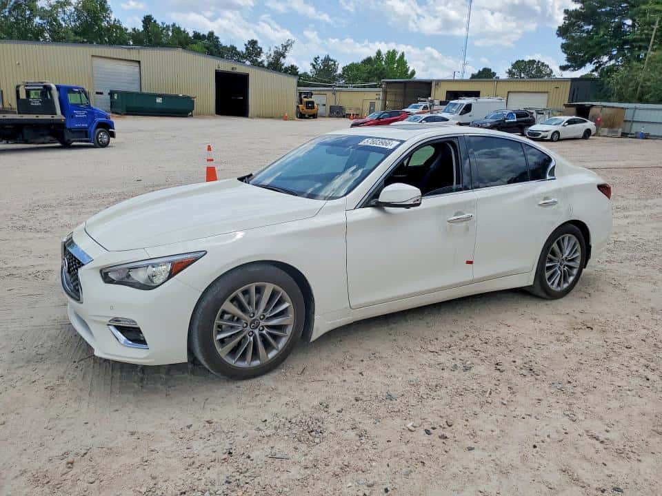 2022 INFINITI Q50